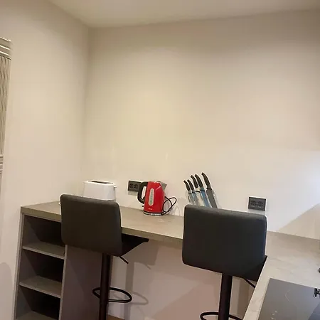 아파트 City Apartment *