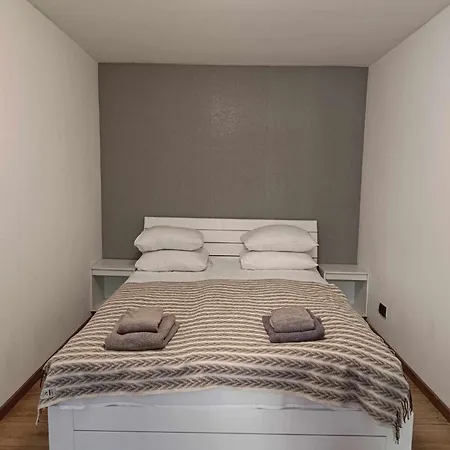 City Apartment * 페르누